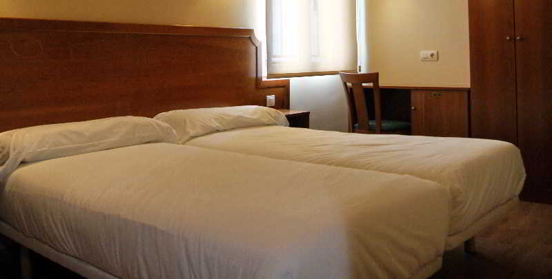 El Retiro De Cardea Hotell Oviedo Exteriör bild