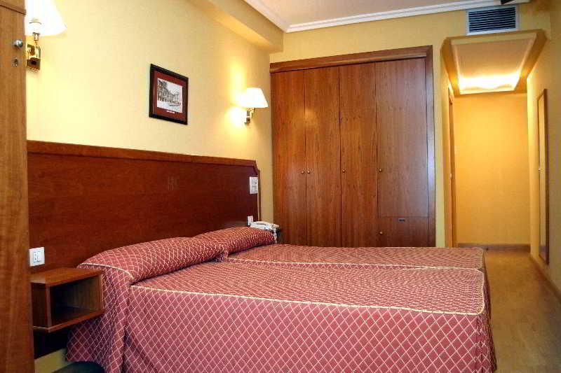 El Retiro De Cardea Hotell Oviedo Rum bild